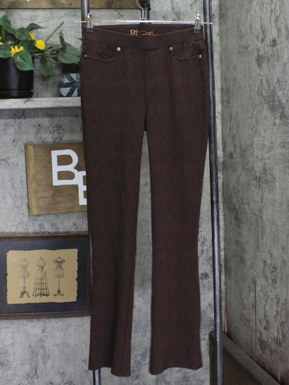 DG2 by Diane Gilman Ponte Mini Flare Skinny Pull On Pants Brown Snake Print XS